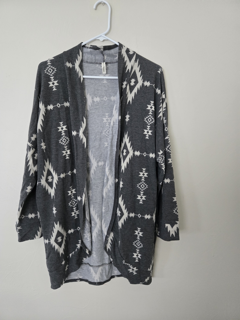 Open-Front Geometric Aztec Cardigan Sweater - Gray/Cream